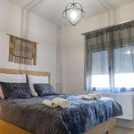 Appartamento Simplerior House Tríkala