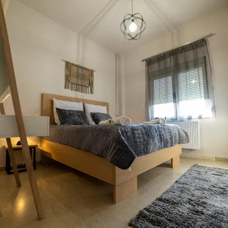 Apartment Simplerior House