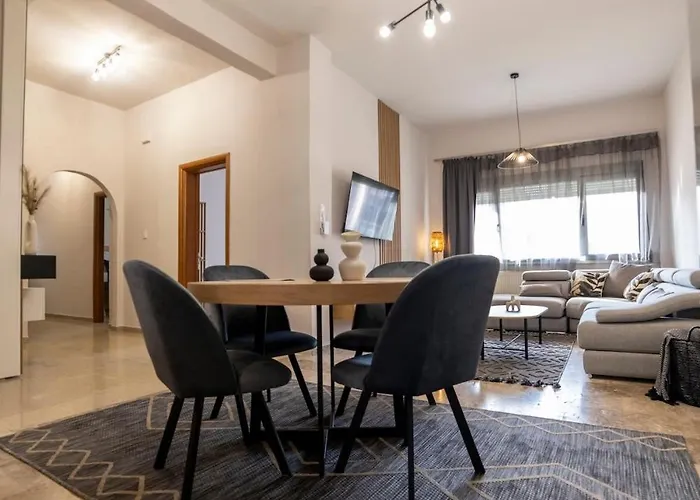 Simplerior House 公寓 *