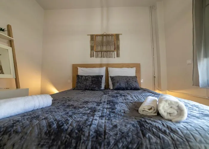 Simplerior House * 特里卡拉