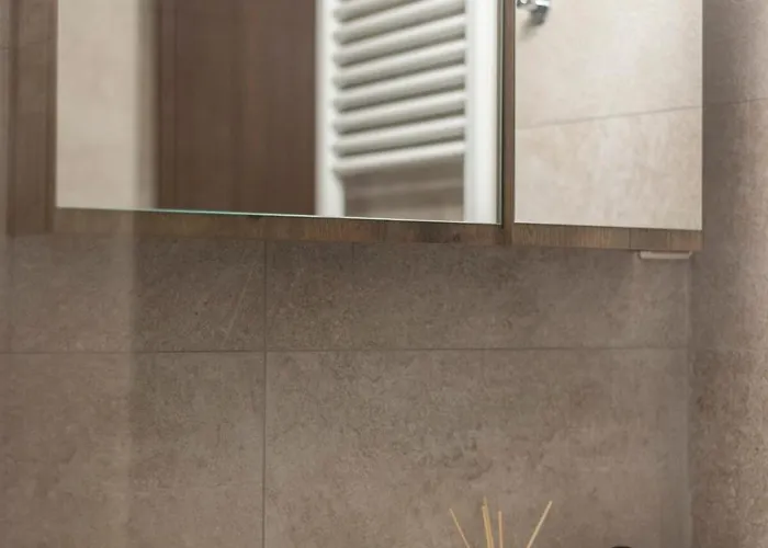 Simplerior House 特里卡拉