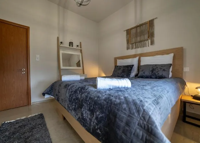 Simplerior House 公寓 特里卡拉