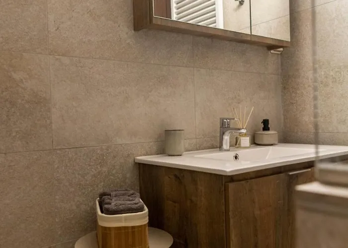 公寓 Simplerior House 特里卡拉